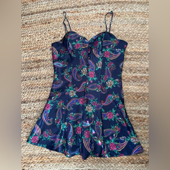 Victoria’s Secret Small Vintage Slip Dress button details & scalloped neckline - Picture 1 of 7